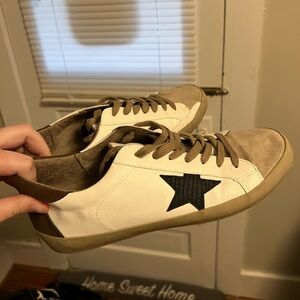 Shu Shop Mia Sneakers